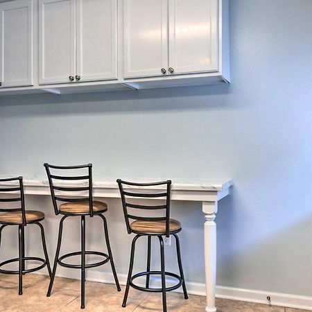 Downtown Gulf Shores Condo - 1 Block To Beach! Экстерьер фото
