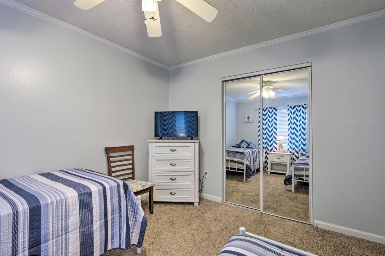 Downtown Gulf Shores Condo - 1 Block To Beach! Экстерьер фото
